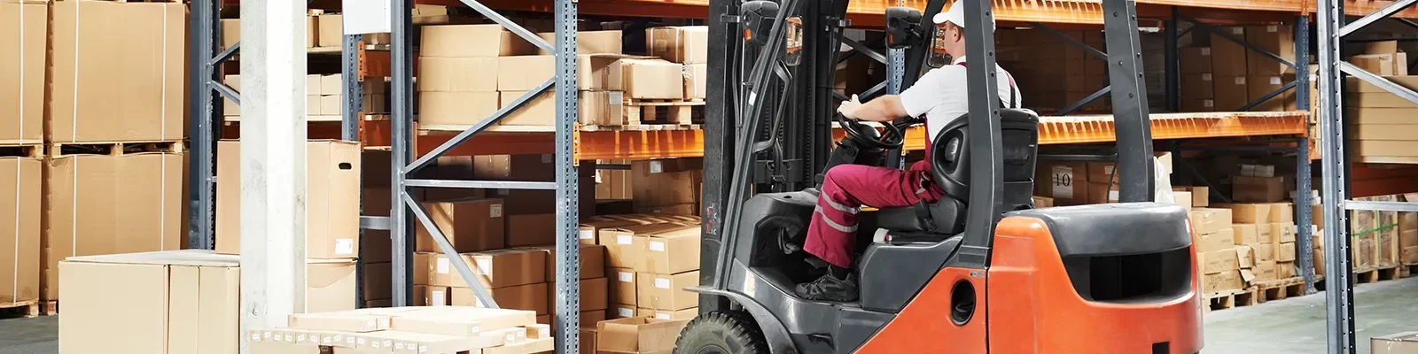 Operatore alla logistica con patentino muletto   – I edizione